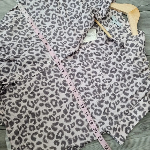 Fate Womens Button-Up Top Size M Multicolor Leopard Print 100% Rayon Tie NEW - Picture 6 of 9